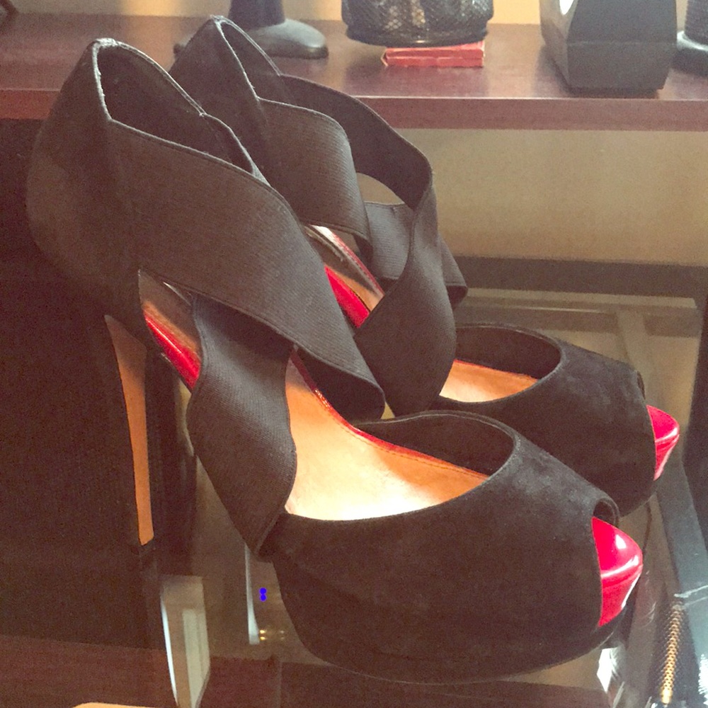 Red peep toe black heels